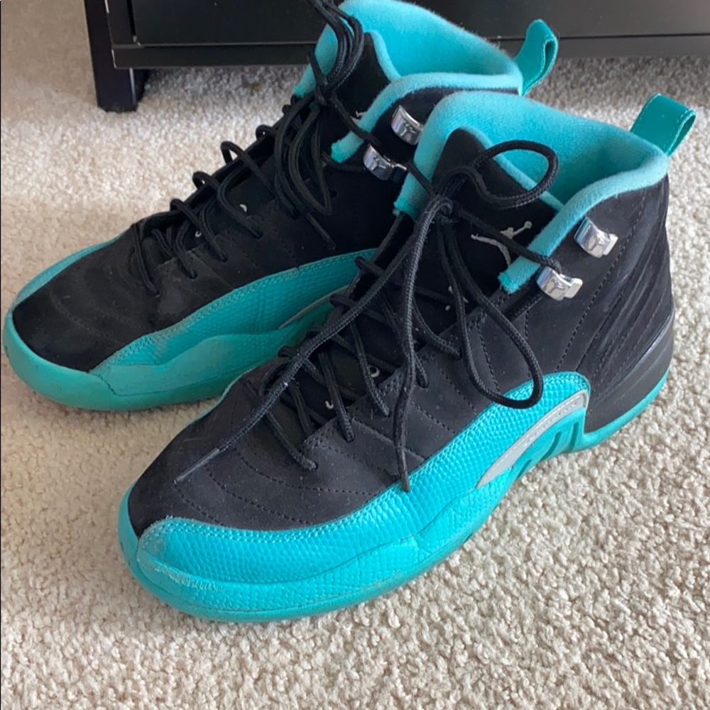 Kids Jordan 12